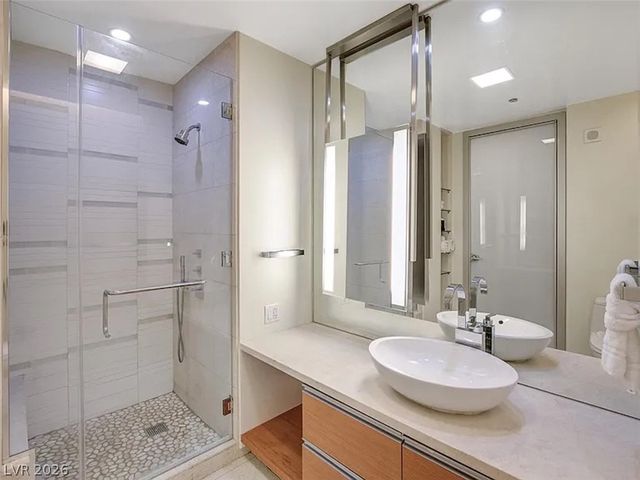 3722 Las Vegas Boulevard 303, Las Vegas, NV 89158