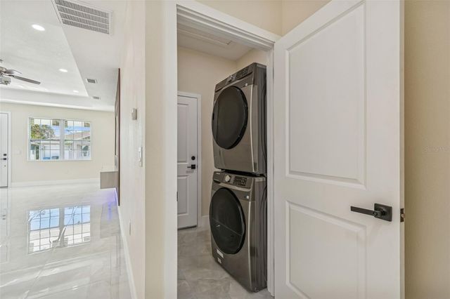 706 LEXINGTON BOULEVARD, Tampa, FL 33612