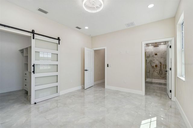 706 LEXINGTON BOULEVARD, Tampa, FL 33612