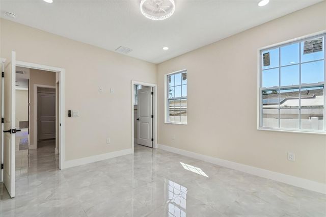 706 LEXINGTON BOULEVARD, Tampa, FL 33612