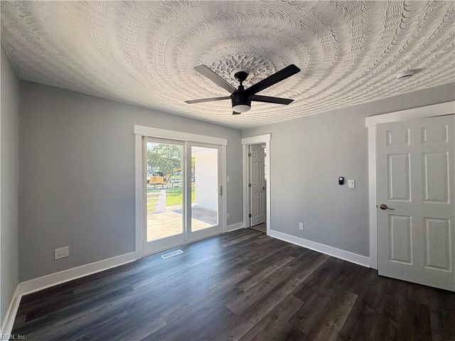 3009 Lynnhaven DR, Virginia Beach, VA 23451