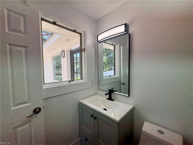 3009 Lynnhaven DR, Virginia Beach, VA 23451