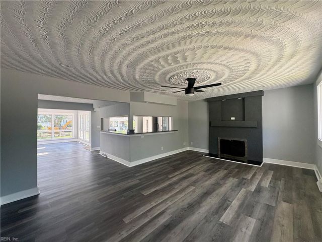 3009 Lynnhaven DR, Virginia Beach, VA 23451