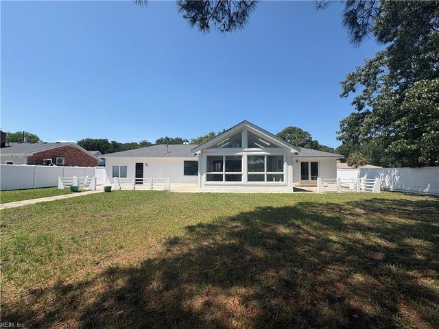 3009 Lynnhaven DR, Virginia Beach, VA 23451