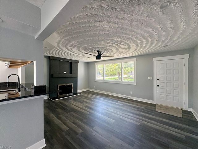 3009 Lynnhaven DR, Virginia Beach, VA 23451