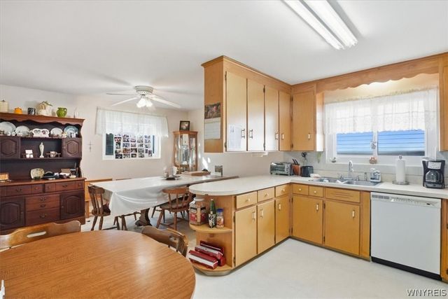 2714 Willow Avenue, Niagara Falls, NY 14305