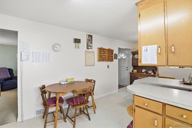 2714 Willow Avenue, Niagara Falls, NY 14305