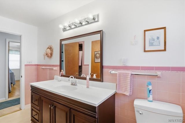 2714 Willow Avenue, Niagara Falls, NY 14305