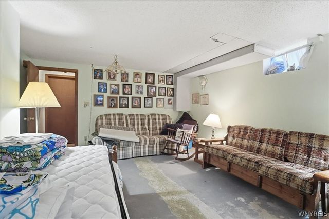 2714 Willow Avenue, Niagara Falls, NY 14305