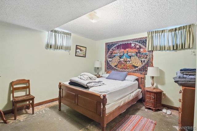 2714 Willow Avenue, Niagara Falls, NY 14305
