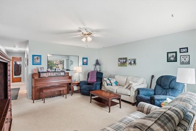 2714 Willow Avenue, Niagara Falls, NY 14305