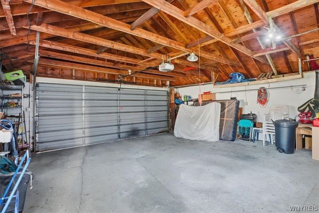 2714 Willow Avenue, Niagara Falls, NY 14305