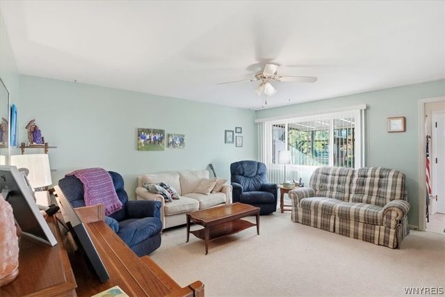 2714 Willow Avenue, Niagara Falls, NY 14305