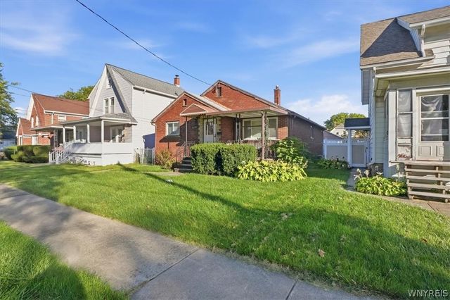 2714 Willow Avenue, Niagara Falls, NY 14305