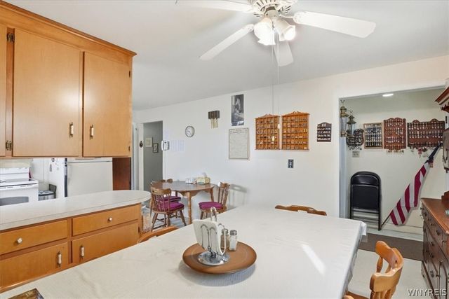 2714 Willow Avenue, Niagara Falls, NY 14305