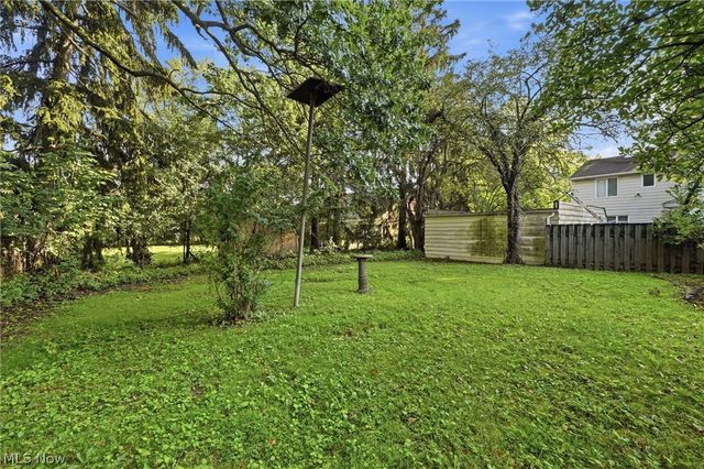 22955 Fairmount Boulevard, Shaker Heights, OH 44118