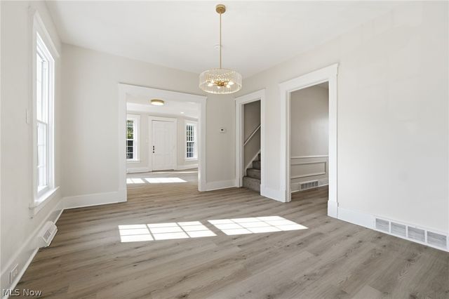 22955 Fairmount Boulevard, Shaker Heights, OH 44118