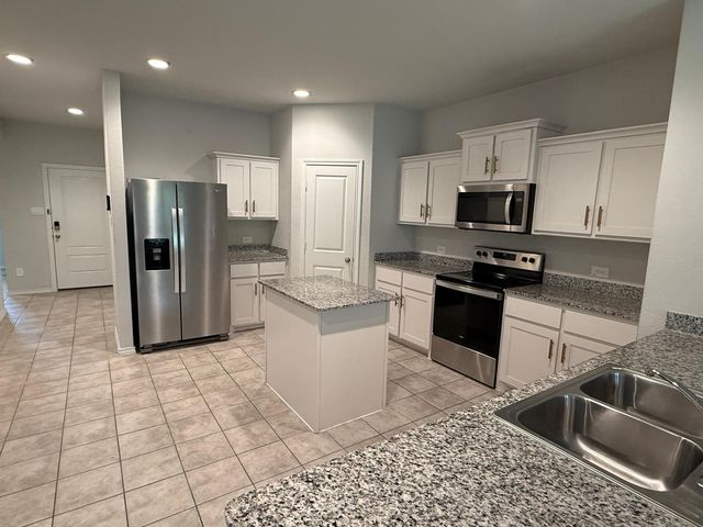 112 Piping Rock Drive, Fort Worth, TX 76131