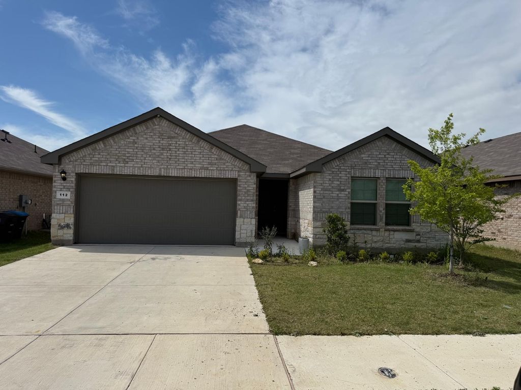 112 Piping Rock Drive, Fort Worth, TX 76131