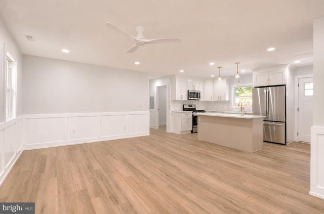 506 HAND AVE, Cape May Court House, NJ 08210