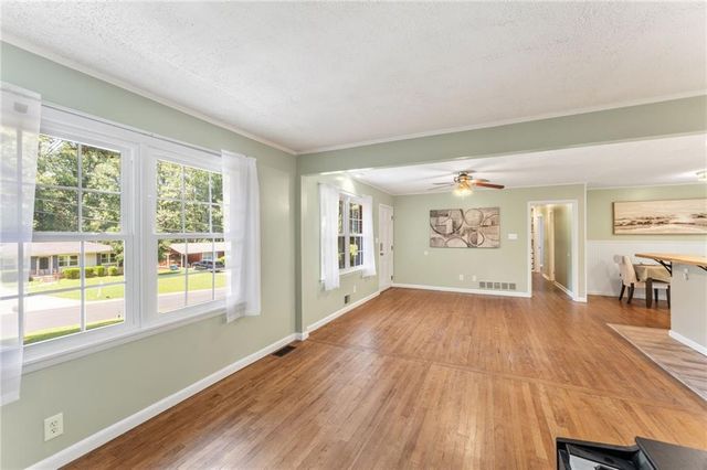 3272 Scarlett Lane, Kennesaw, GA 30144