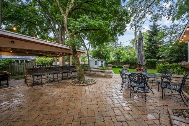 644 Beaver Road, Glenview, IL 60025