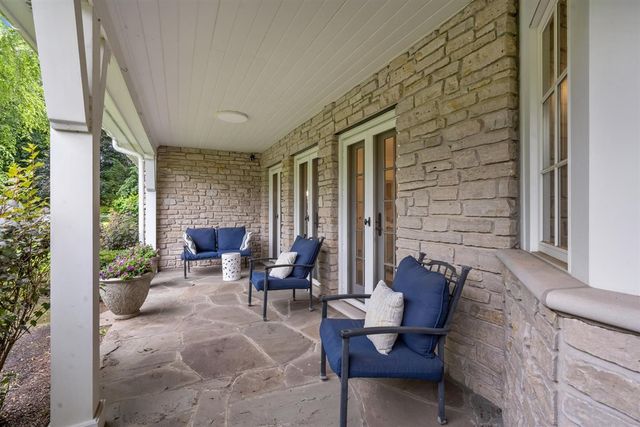 644 Beaver Road, Glenview, IL 60025