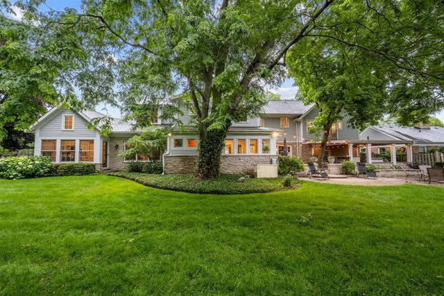 644 Beaver Road, Glenview, IL 60025