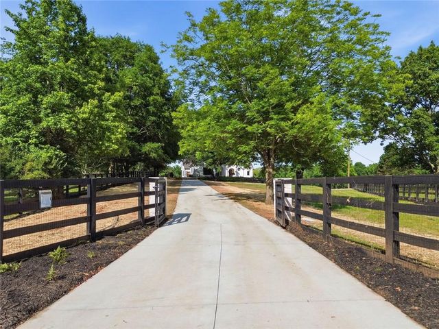 494 Johnson Brady Road, Canton, GA 30115