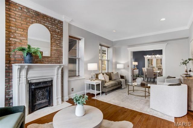 310 N Newstead Avenue, St Louis, MO 63108