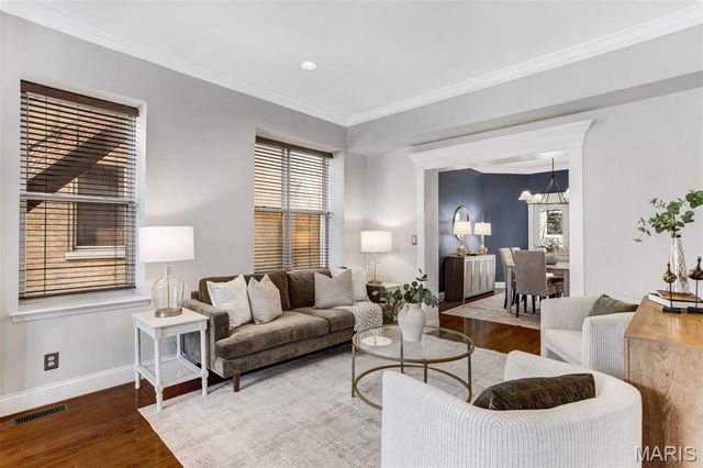 310 N Newstead Avenue, St Louis, MO 63108