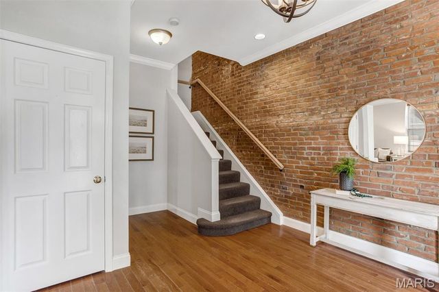 310 N Newstead Avenue, St Louis, MO 63108