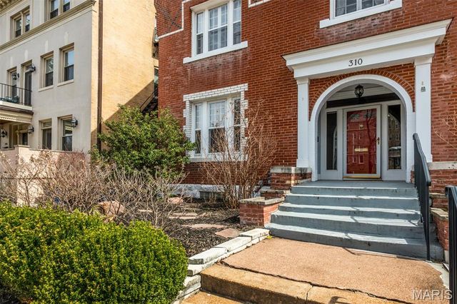 310 N Newstead Avenue, St Louis, MO 63108