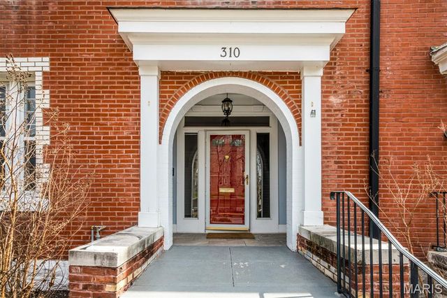 310 N Newstead Avenue, St Louis, MO 63108