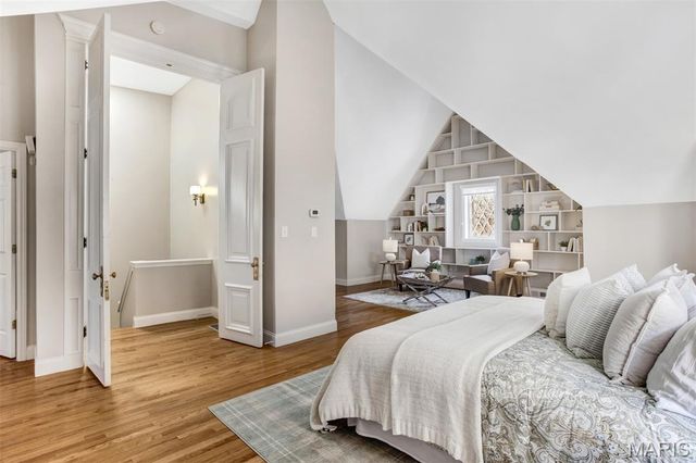 310 N Newstead Avenue, St Louis, MO 63108