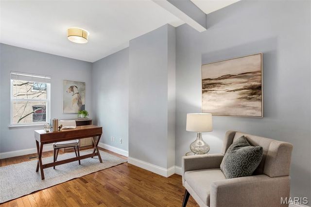 310 N Newstead Avenue, St Louis, MO 63108