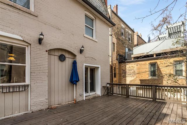 310 N Newstead Avenue, St Louis, MO 63108