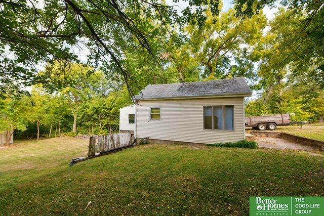 1704 S 18 Street, Omaha, NE 68108