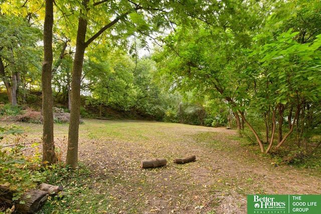 1704 S 18 Street, Omaha, NE 68108