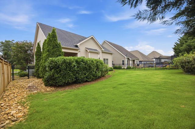 9041 Silver Maple Drive, Ooltewah, TN 37363