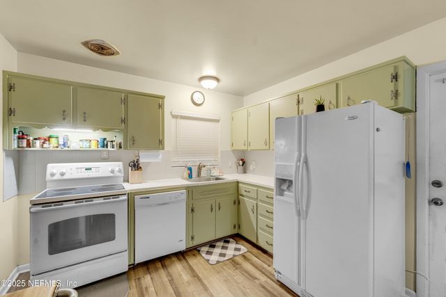 5459 CARRIN Lane, Jacksonville, FL 32207