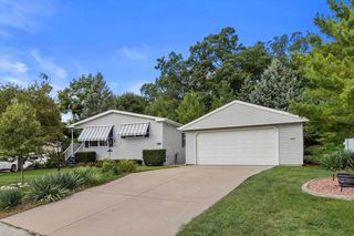 604 Mayflower Drive, Waterford, WI 53185