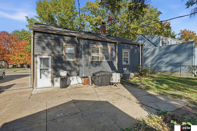 3819 A Street, Lincoln, NE 68506