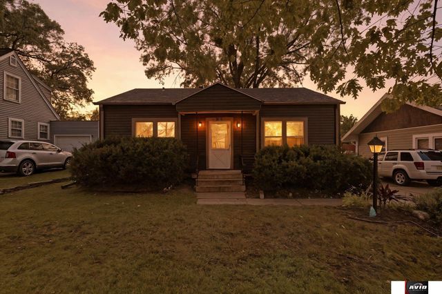 3819 A Street, Lincoln, NE 68506