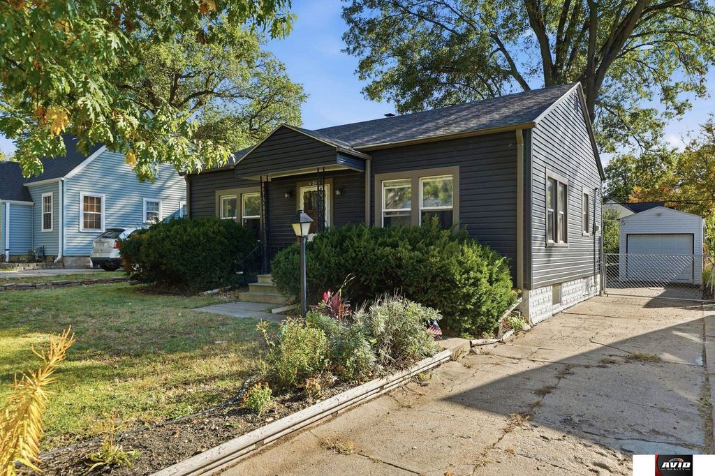 3819 A Street, Lincoln, NE 68506