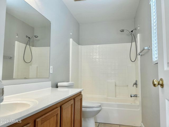 2701 E BAGDAD Road, San Tan Valley, AZ 85143