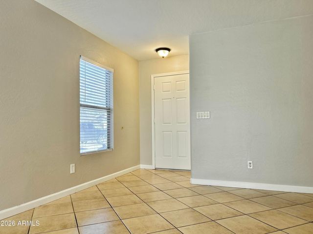 2701 E BAGDAD Road, San Tan Valley, AZ 85143