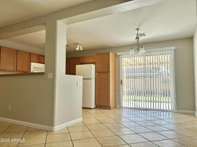 2701 E BAGDAD Road, San Tan Valley, AZ 85143