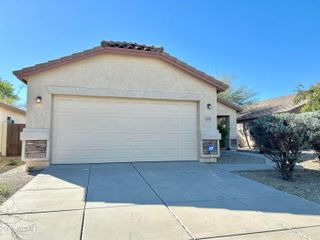 2701 E BAGDAD Road, San Tan Valley, AZ 85143