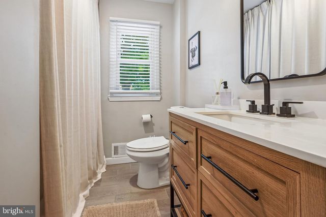1921 SUSSEX AVE, Cherry Hill, NJ 08003